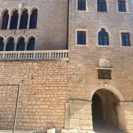 Villa Castel Bale Eksteriør billede